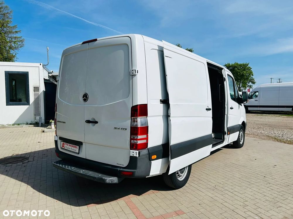 Mercedes-Benz Sprinter - 8