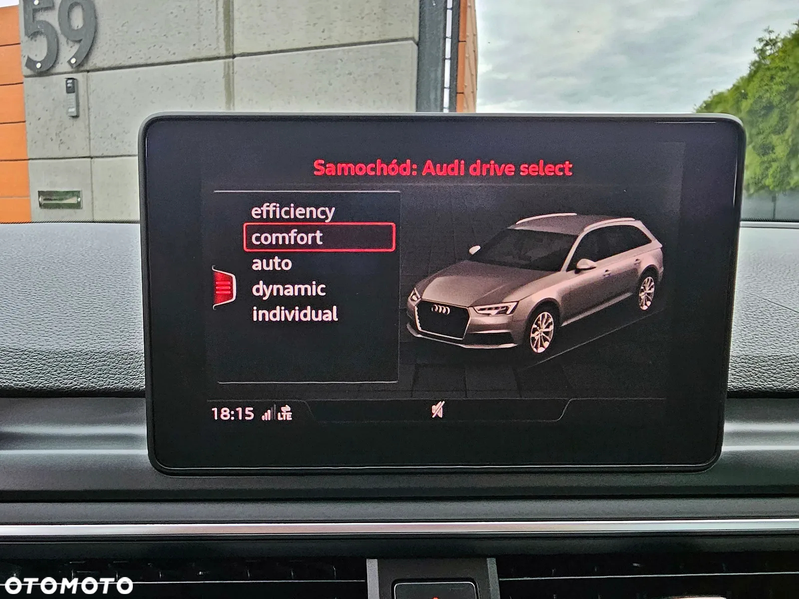 Audi A4 Avant 2.0 TDI quattro - 23