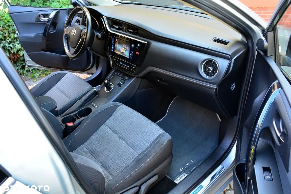 Toyota Auris 1.8 HSD Prestige - 22