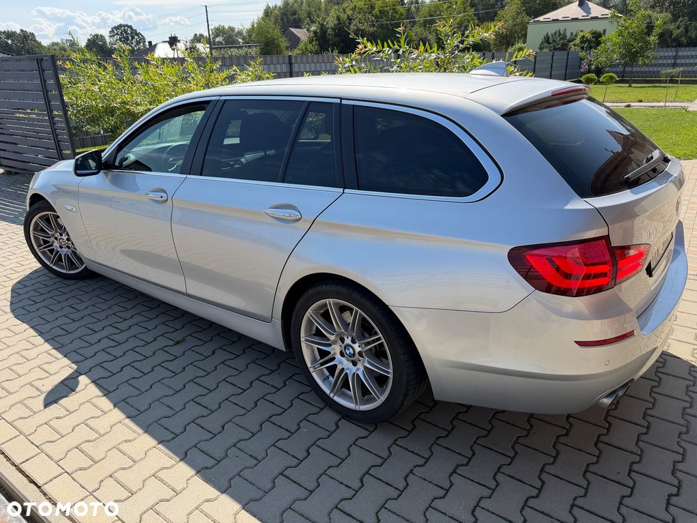 BMW Seria 5 525d - 2