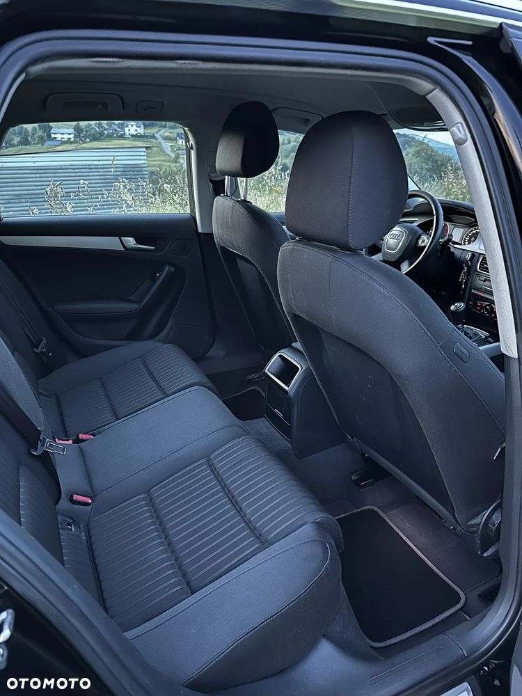 Audi A4 Avant - 6