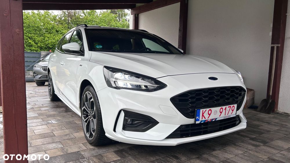Ford Focus 1.5 EcoBoost ST-Line - 4