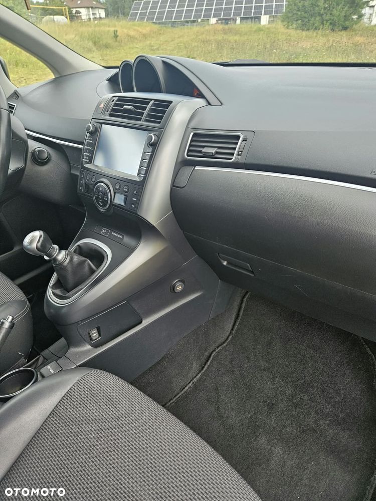 Toyota Verso 1.8 Prestige 7os EU6 - 8