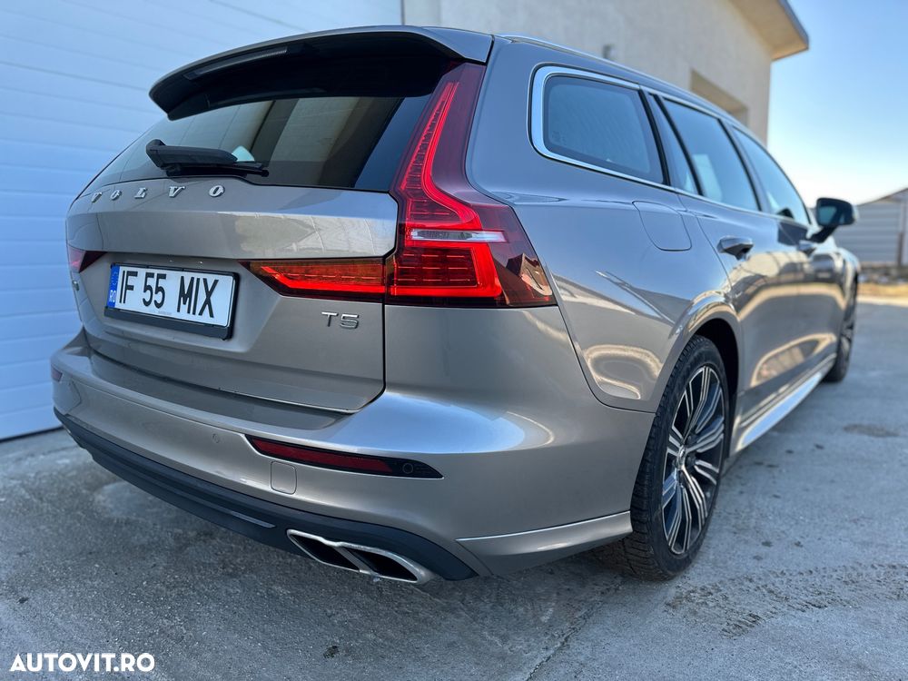 Volvo V60 T5 Geartronic Momentum - 4