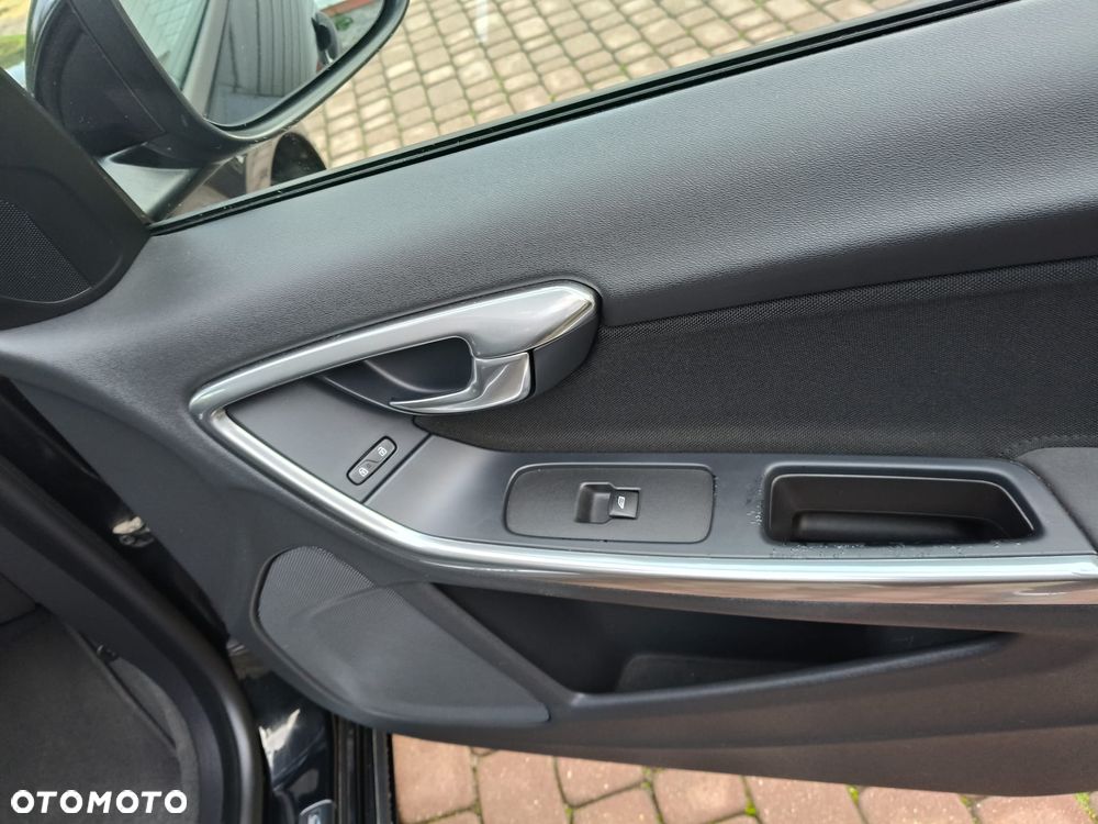 Volvo S60 - 14