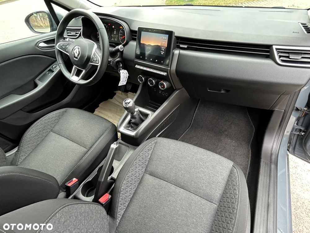 Renault Clio TCe 100 INTENS - 9