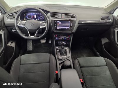 Volkswagen Tiguan 2.0 TDI DSG Elegance - 5