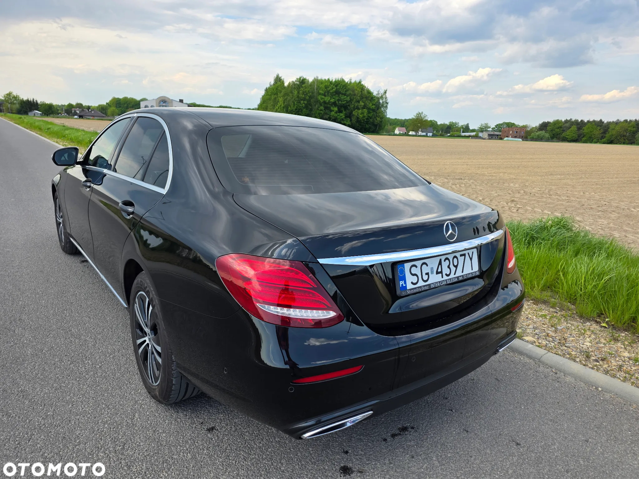 Mercedes-Benz Klasa E 220 d 4-Matic 9G-TRONIC - 4