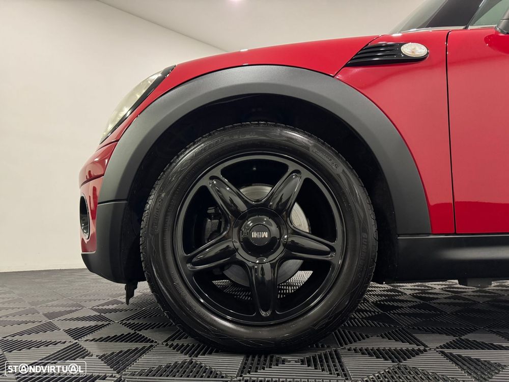 MINI 3 Portas Cooper D - 11
