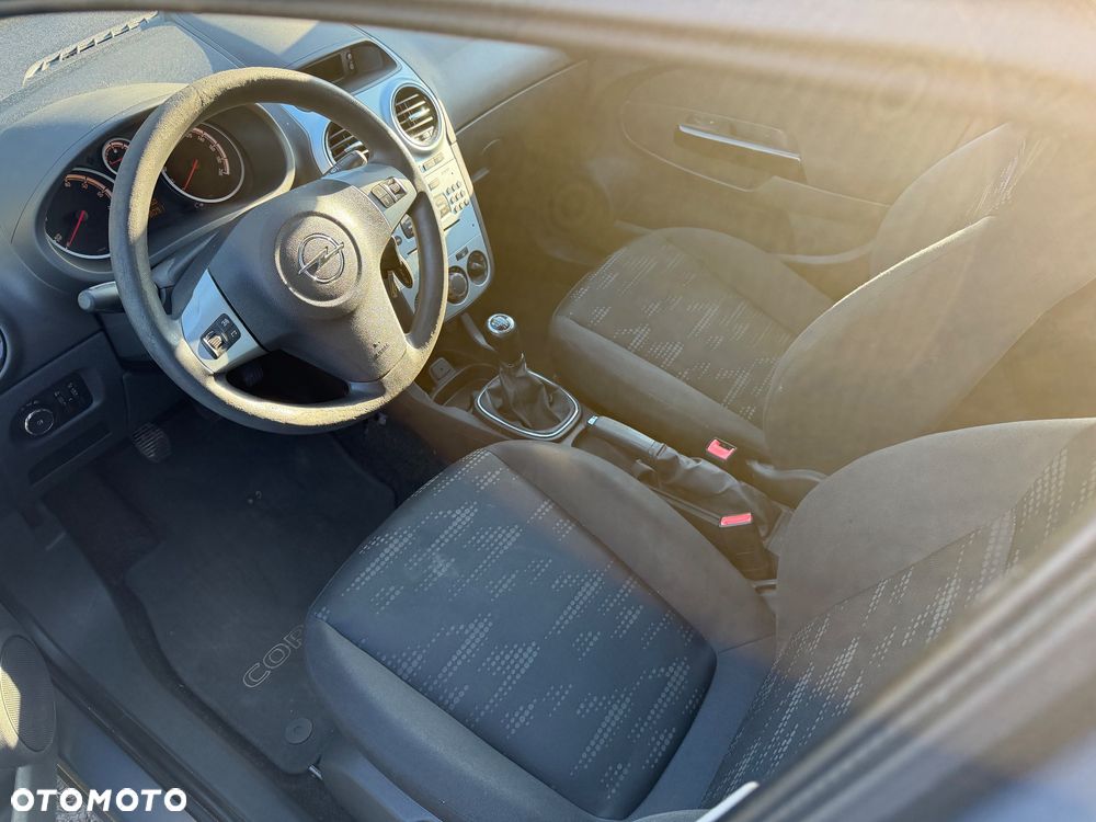 Opel Corsa 1.2 16V Enjoy - 15