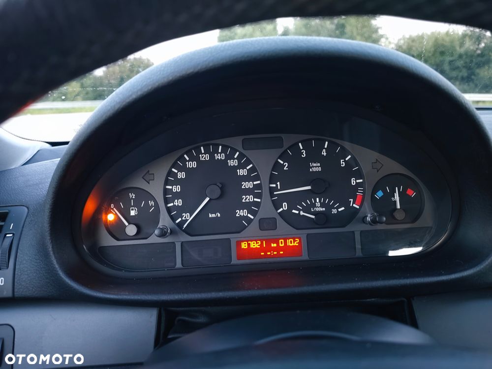 BMW Seria 3 - 8