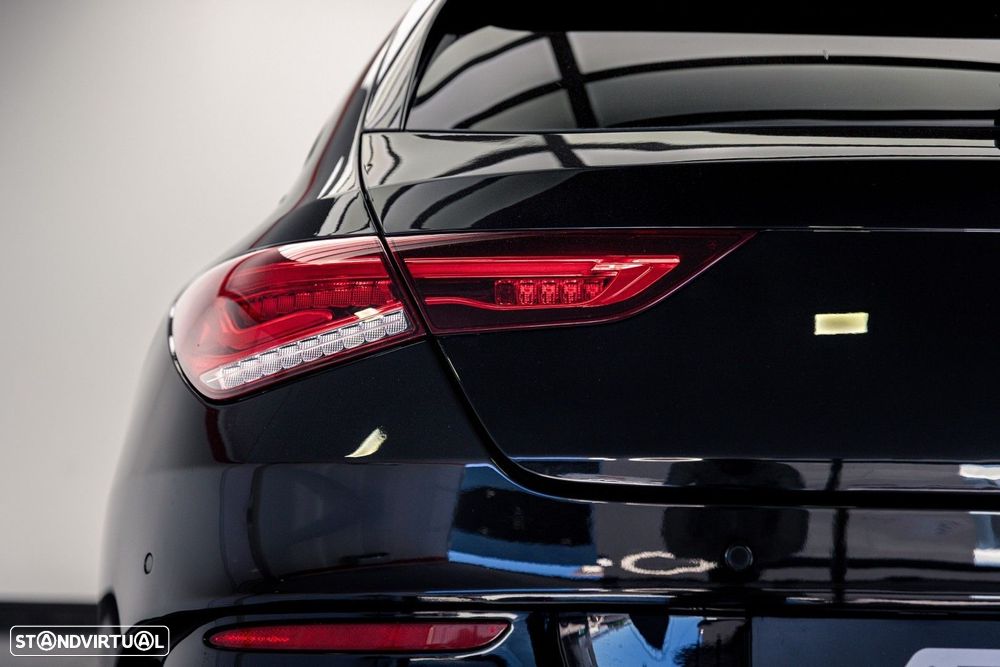 Mercedes-Benz CLA 250 e Shooting Brake AMG Line - 14