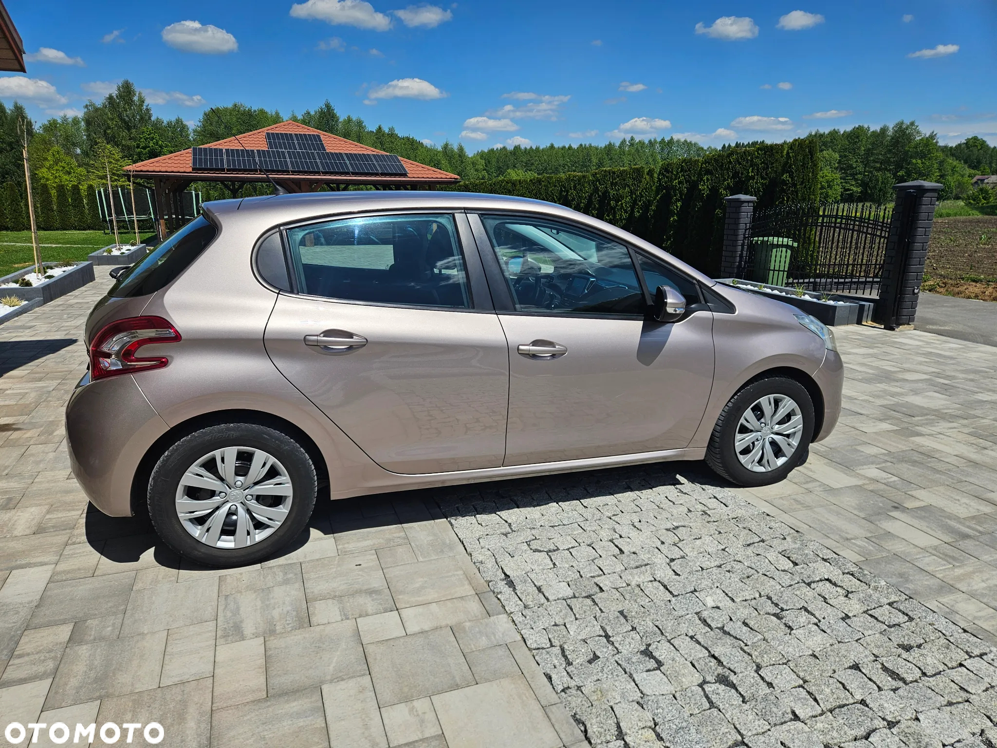 Peugeot 208 1.2 PureTech GPF Allure S&S - 14
