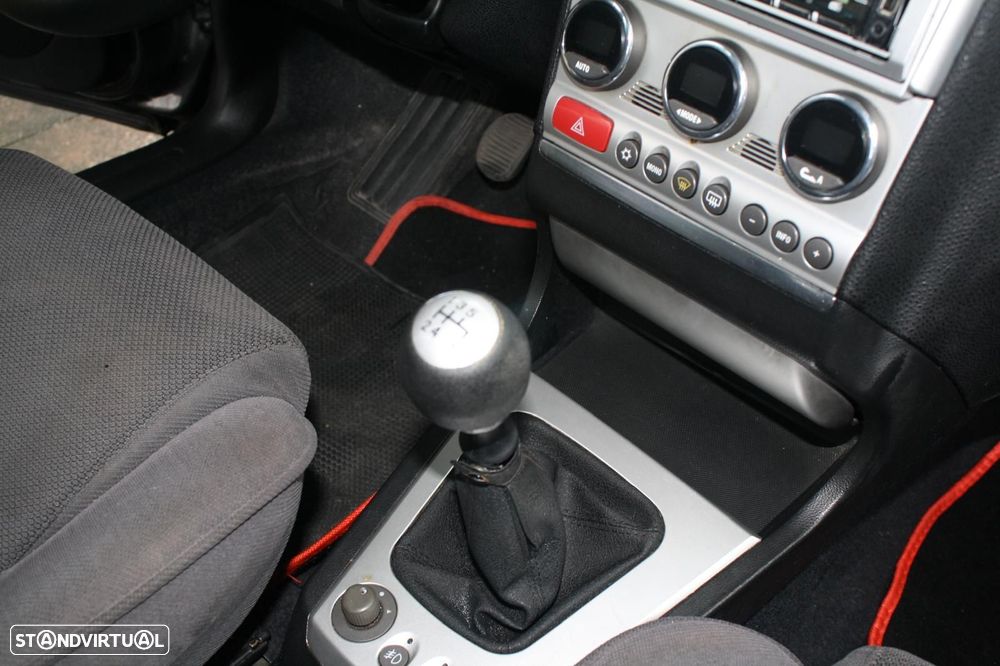 Alfa Romeo 156 1.9 JTD - 13