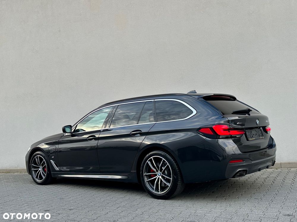BMW Seria 5 530e xDrive M Sport sport - 9