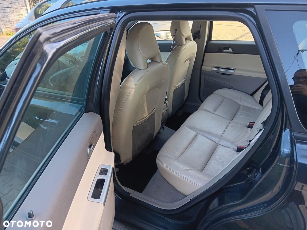 Volvo V50 1.6D DPF DRIVe - 8