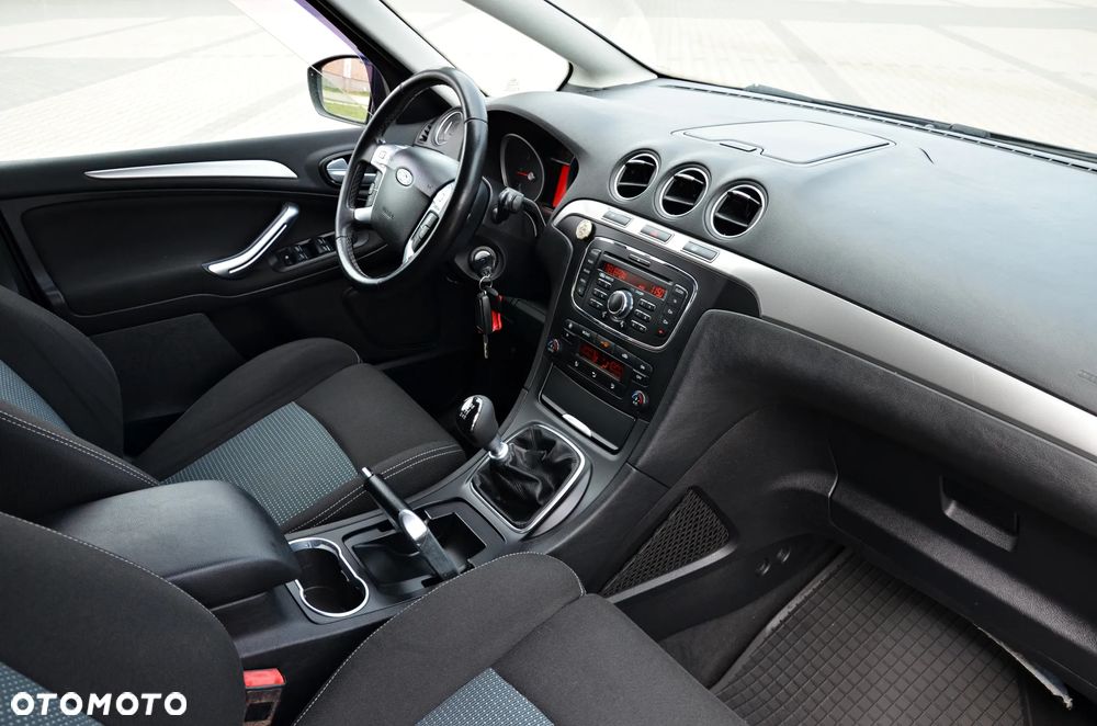 Ford S-Max 2.0 TDCi Ambiente - 37