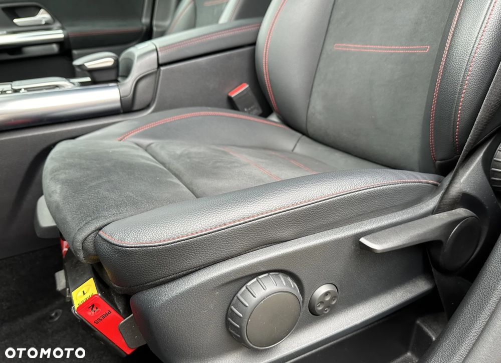 Mercedes-Benz GLA 200 AMG Line - 10