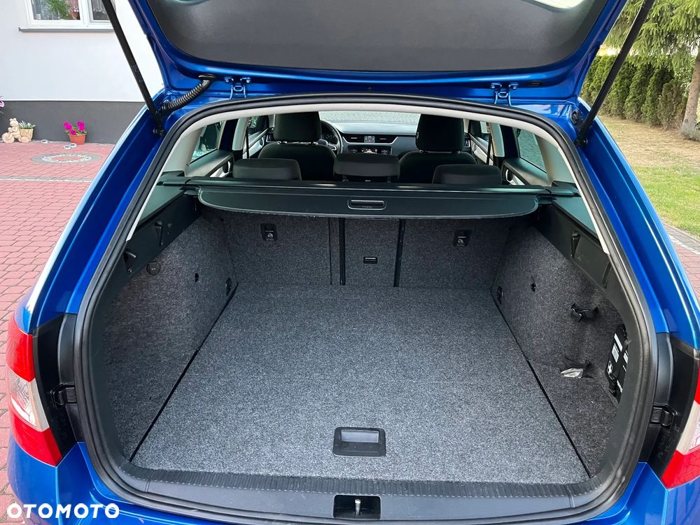 Skoda Octavia Combi 2.0 TDI Soleil - 11