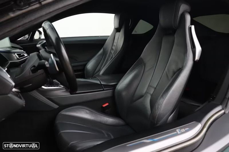 BMW i8 - 8