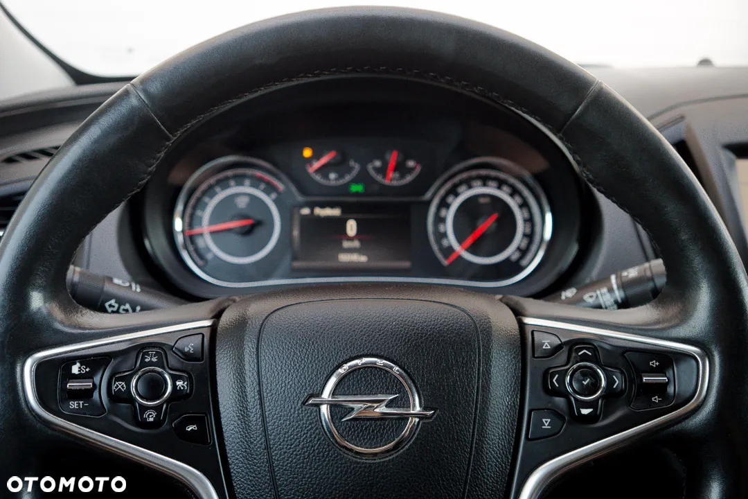 Opel Insignia 1.6 T Cosmo S&S - 18