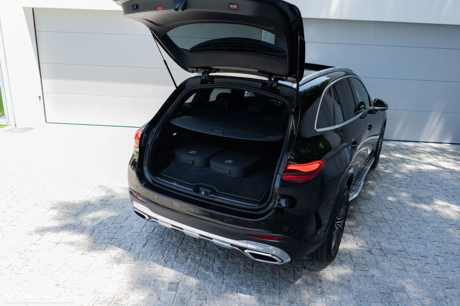 Mercedes-Benz GLC 300 e 4Matic - 37