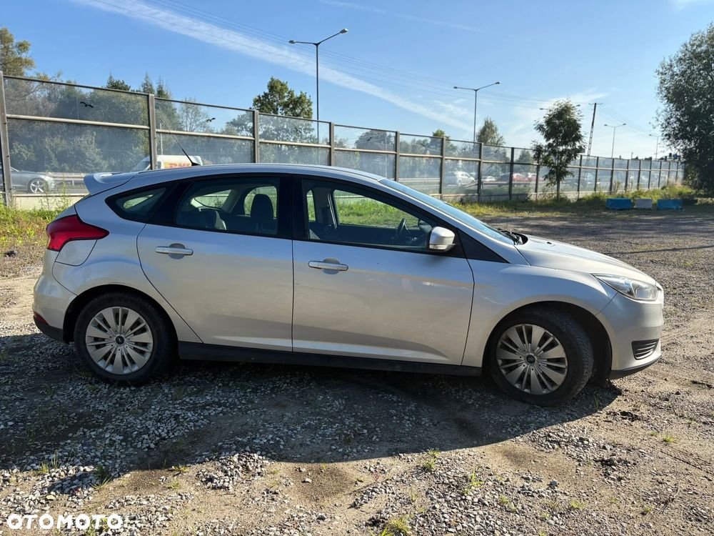 Ford Focus 1.5 TDCi Trend - 4