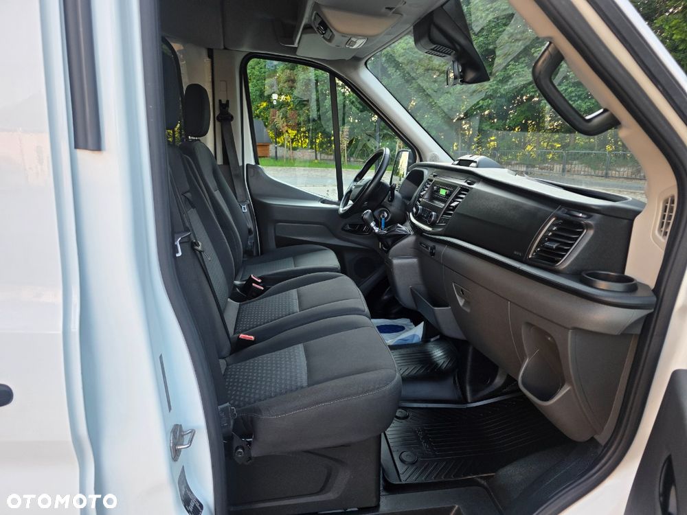 Ford Transit - 22