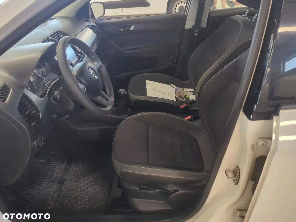 Skoda Fabia 1.0 Ambition Plus - 5