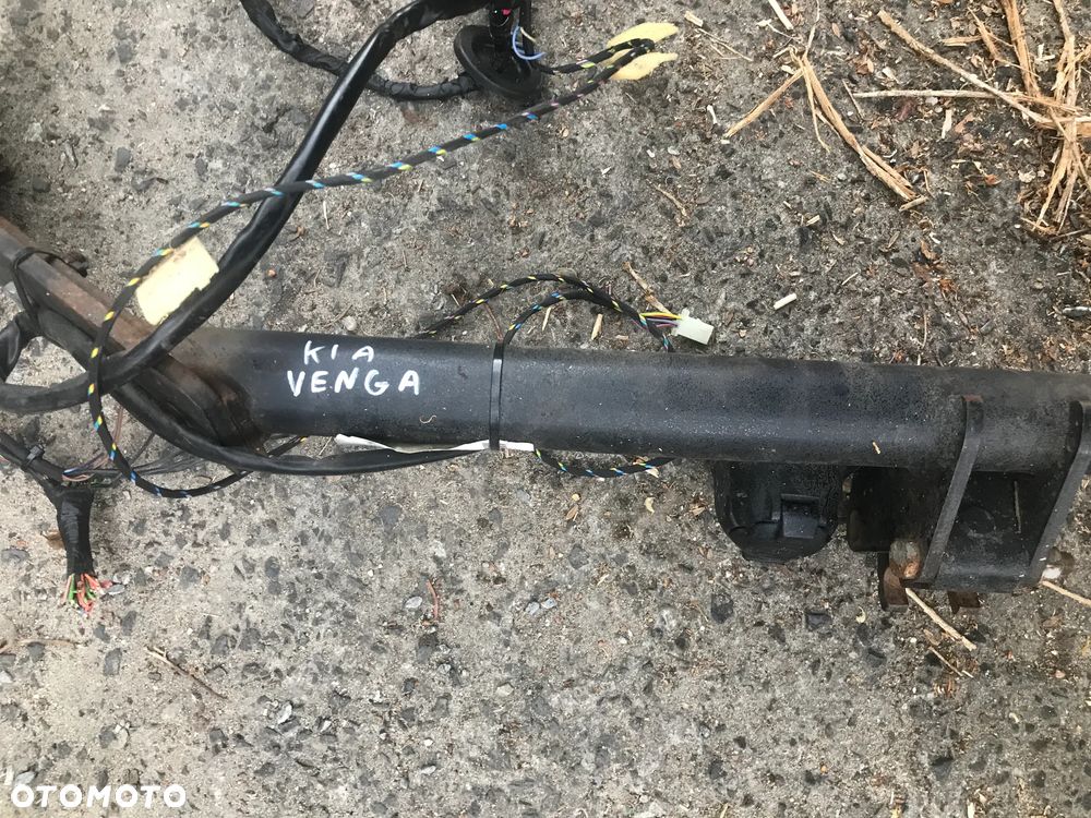 HAK KIA VENGA - 2