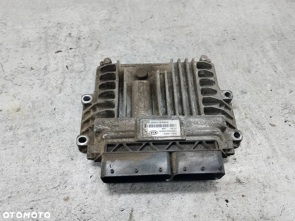 KOMPUTER, STEROWNIK KIA CARNIVAL II 39104-4X910 28073401 2.9 CRDI - 1