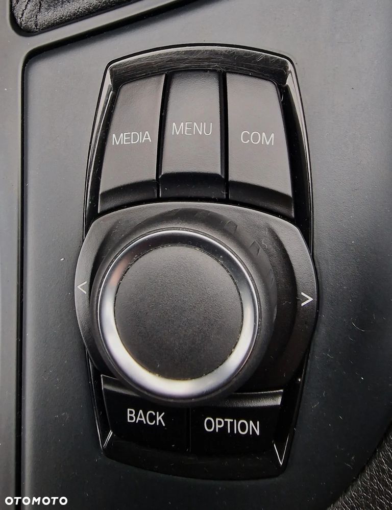 BMW X1 sDrive20d - 25