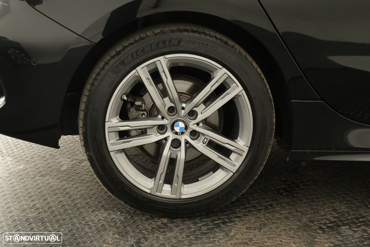 BMW 116 d Pack Desportivo M Auto - 9