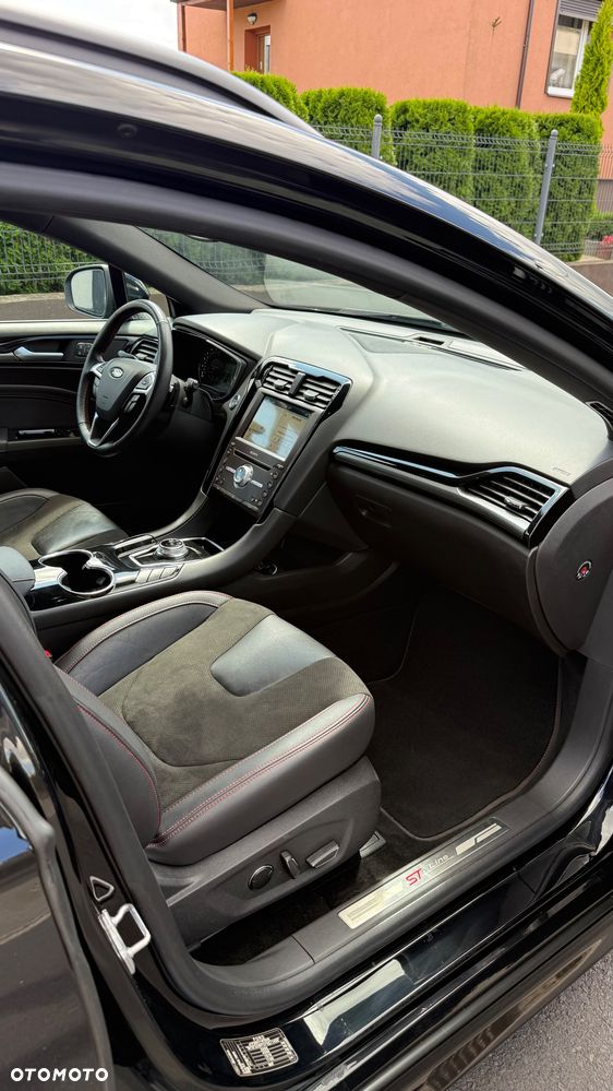 Ford Mondeo 2.0 EcoBlue ST-Line - 11