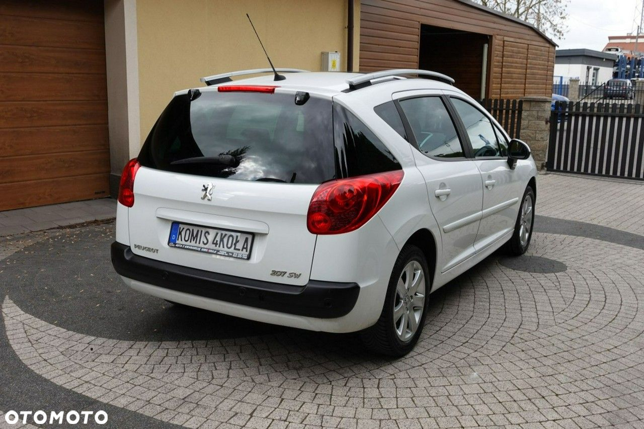 Peugeot 207 - 7