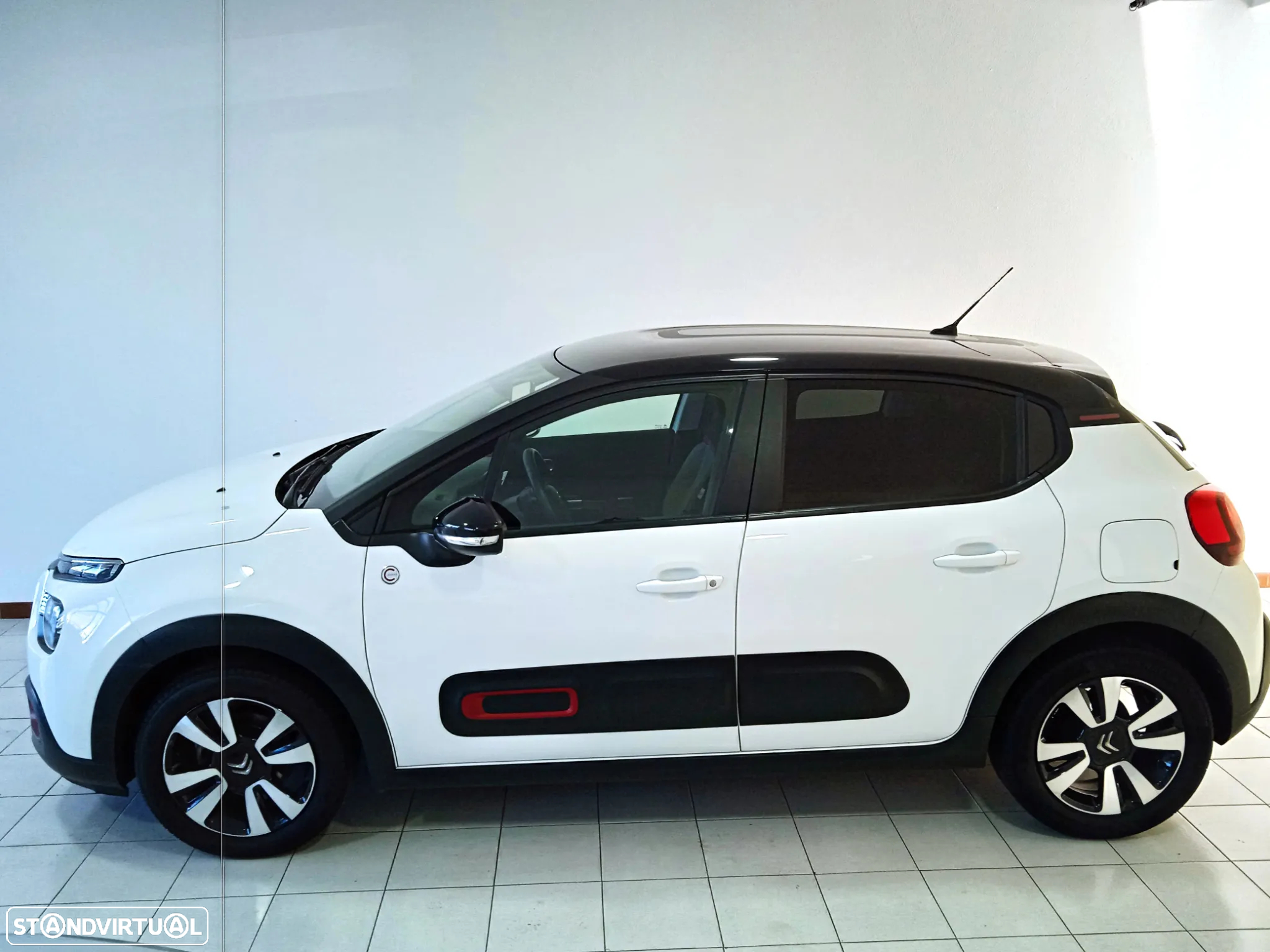 Citroën C3 1.2 PureTech C-Series - 15
