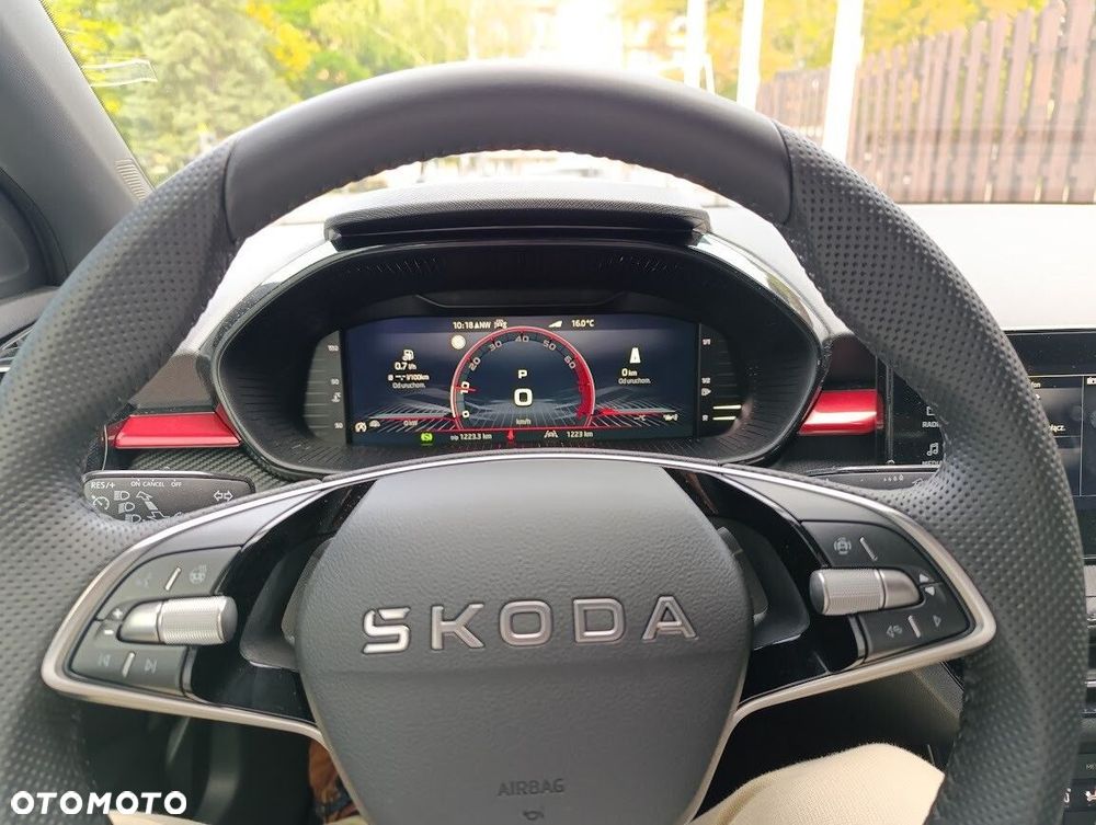 Skoda Fabia 1.0 TSI Monte Carlo DSG - 7