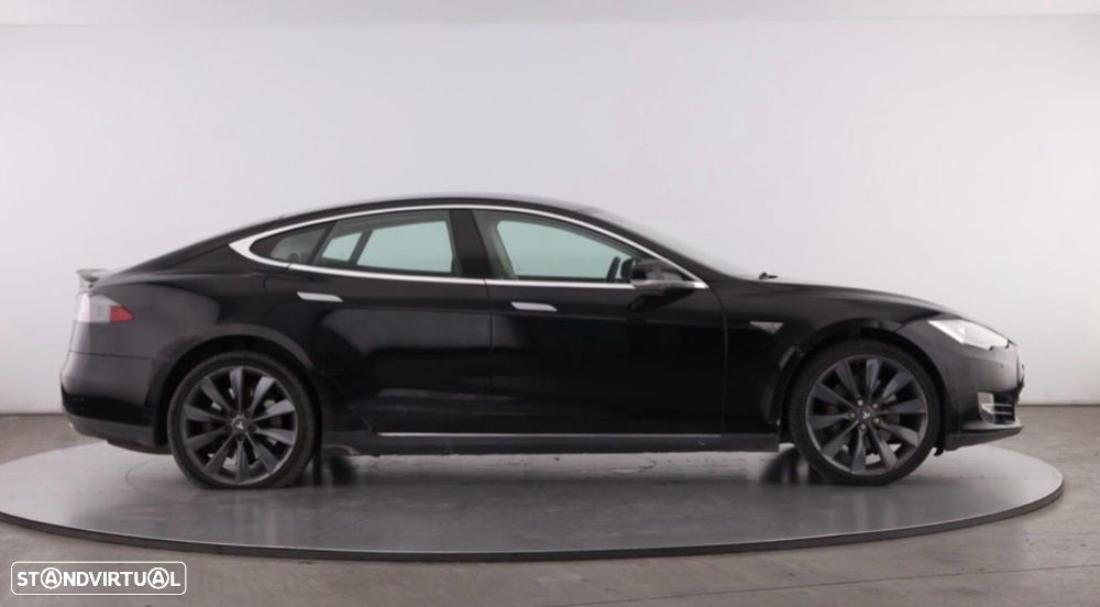 Tesla Model S 85 - 9