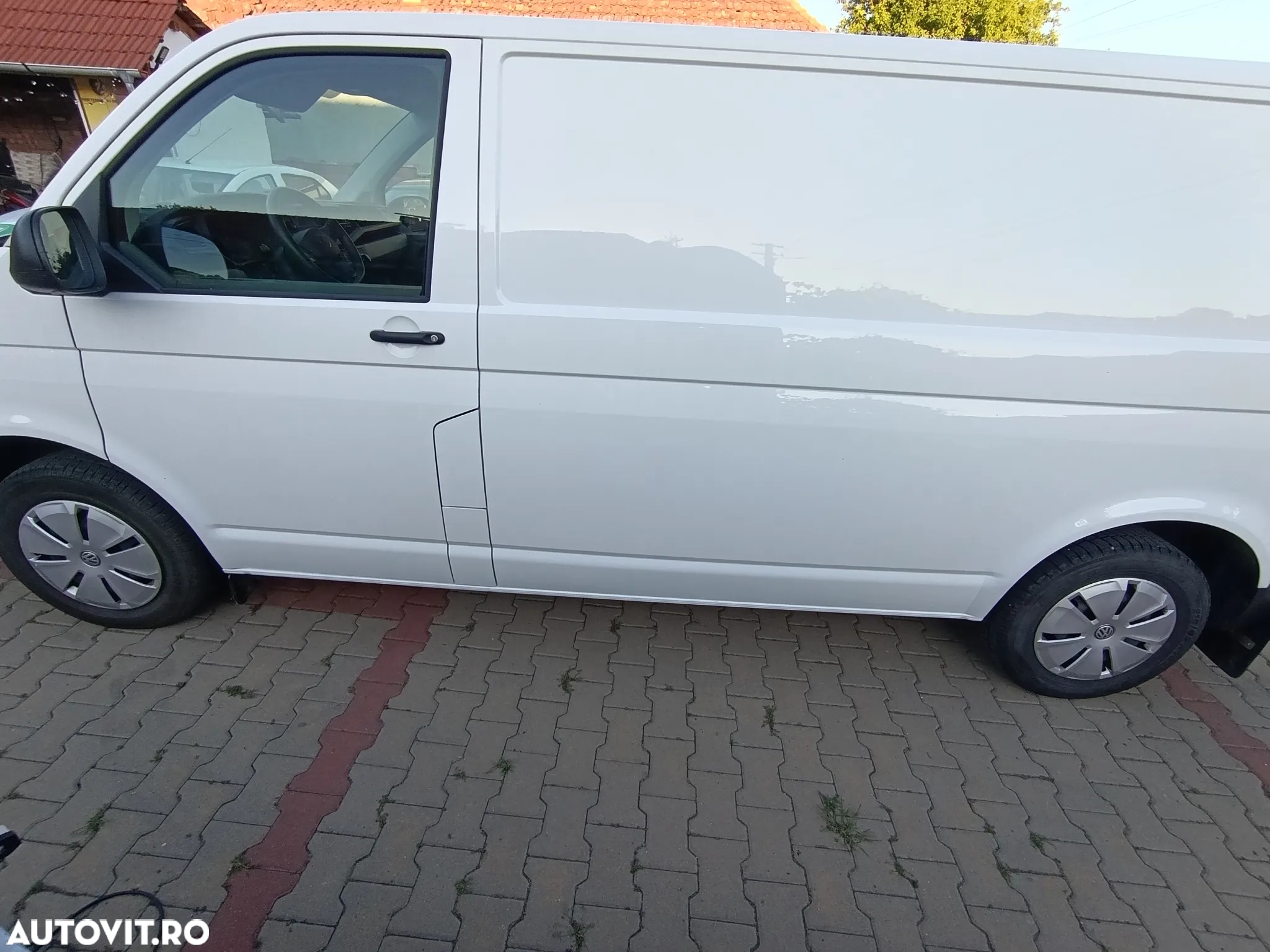 Volkswagen Transporter - 5