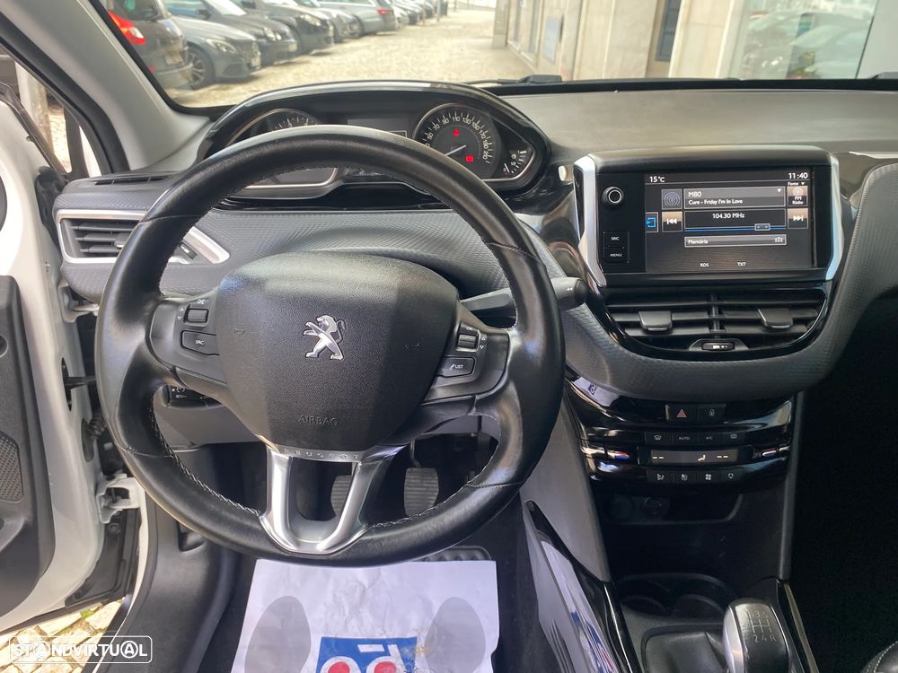 Peugeot 2008 PureTech 110 Stop&Start Allure - 40