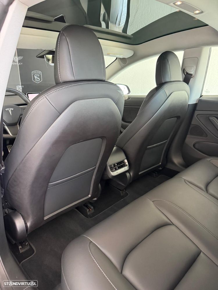 Tesla Model 3 Performance Dual Motor AWD - 17
