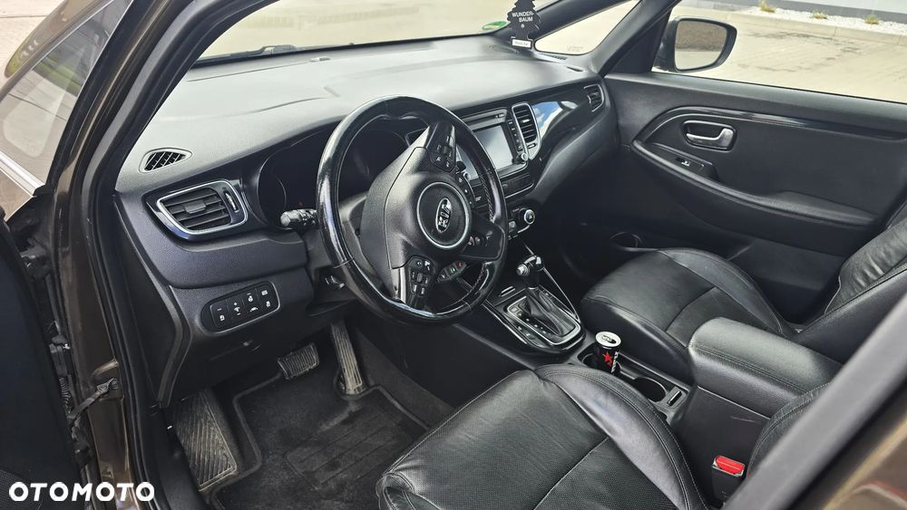Kia Carens 1.7 CRDi XL 7DCT - 14