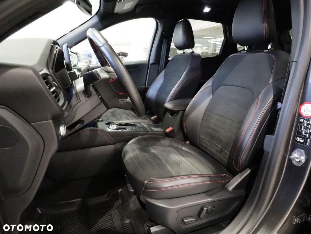 Ford Kuga 2.5 Duratec PHEV ST-LINE - 9