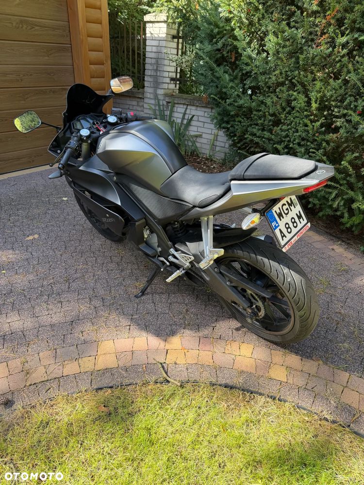 Yamaha R125 - 2