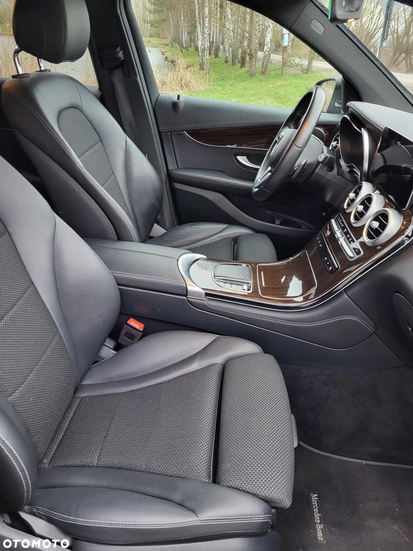 Mercedes-Benz GLC - 7
