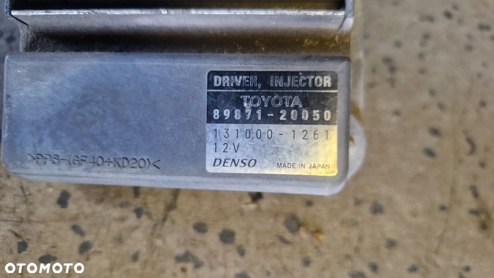 TOYOTA AVENSIS T25 2.0 D4D STEROWNIK WTRYSKIWACZY 89871-20050 - 2