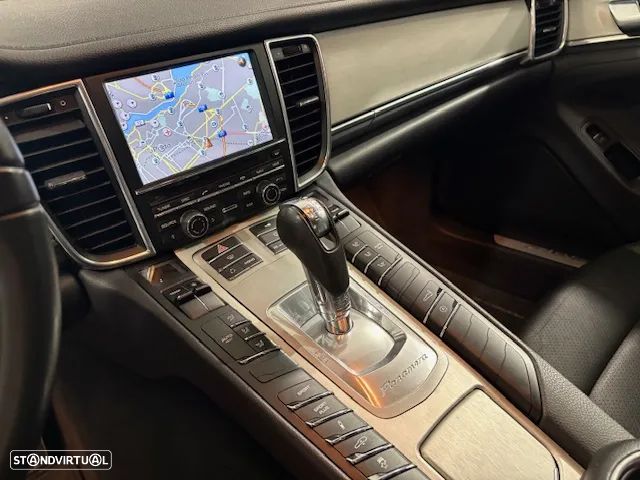 Porsche Panamera 4 Platinum Edition PDK - 24