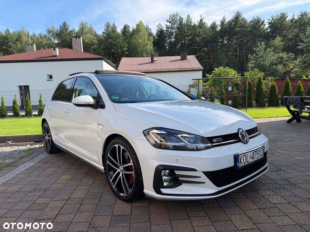 Volkswagen Golf 2.0 TDI BMT GTD - 17