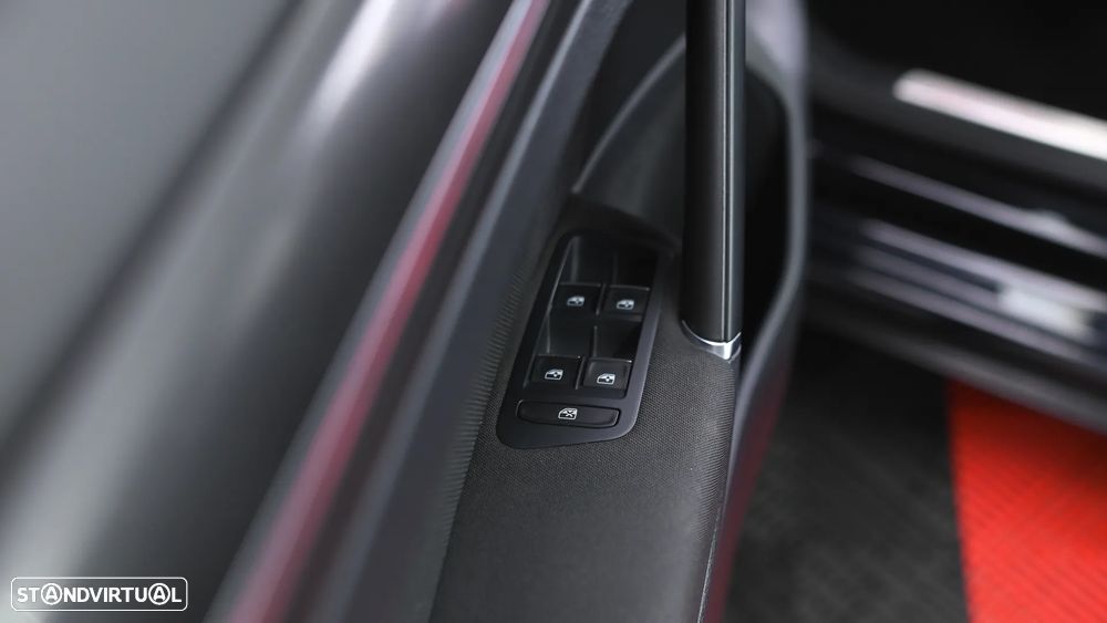 VW Golf GTI 2.0 TSI OPF DSG Performance - 50