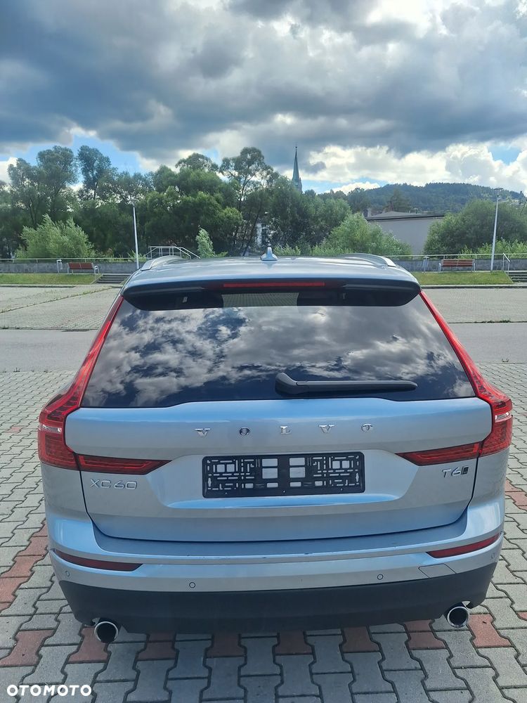 Volvo XC 60 T6 AWD Geartronic Momentum Pro - 6